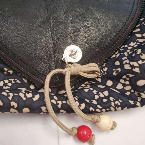 Marc by Marc Jacob's RARE Purse - Picture 2 of 6